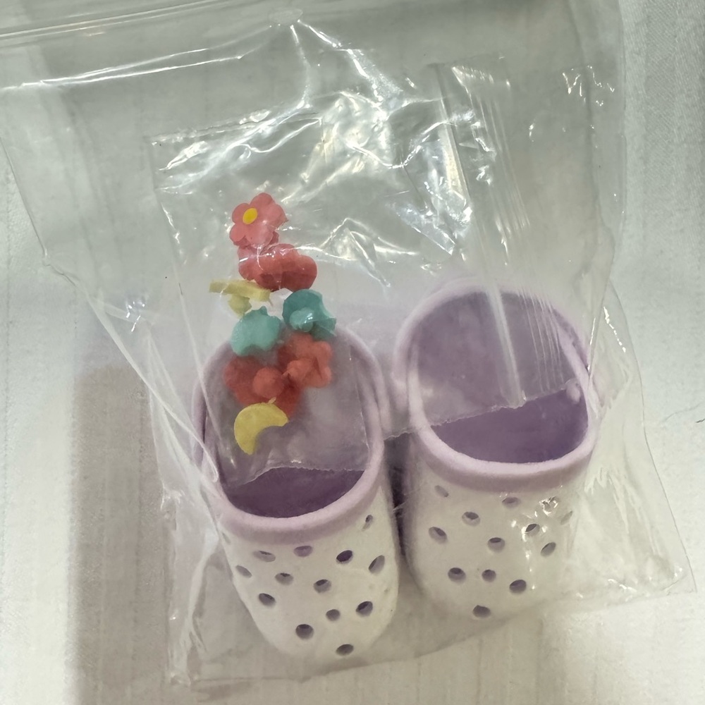 Crocs for Labubu Toy Purple and White Shoes